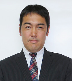 中央執行委員長 津崎 暁洋